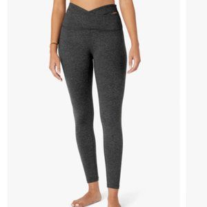 Beyond Yoga 992 Size Extra Small That's a Wrap High Waisted Midi Legging